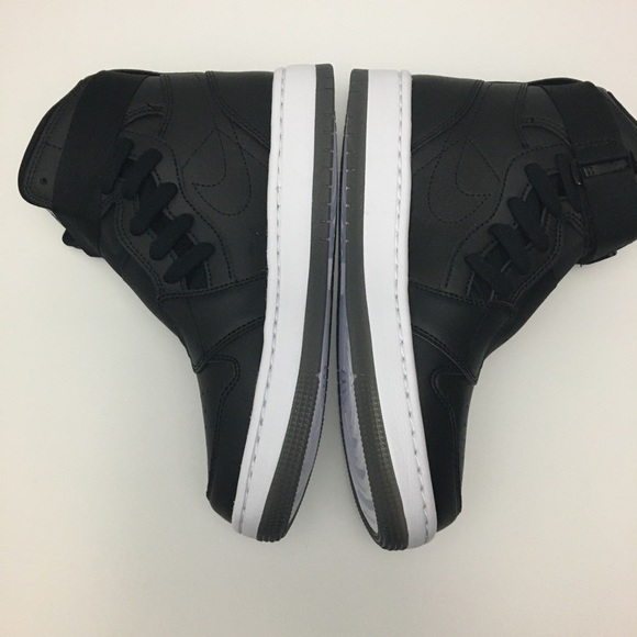 Women's Air Jordan 1 Retro Nova XX  Black/Black - Picture 6 of 10